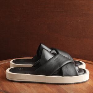 Copenhagen Studios Sandals WMS SZ EU 39 US 8 BLK Leather Criss Cross Slide Shoes